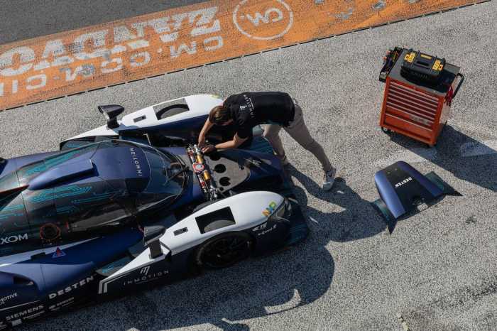 Fastest charging EVs
